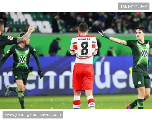 沃尔夫斯堡外线进攻接连造成混乱 沃尔夫斯堡外线进攻接连造成混乱